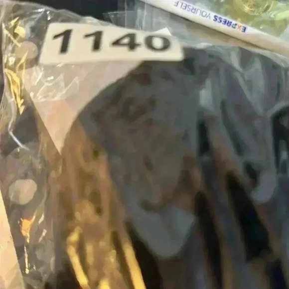 Max Studio Knit Cashmere  Colorblock Womens Sweater M Long Sleeves - Picture 5 of 8